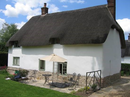 Lime Render on Cob Cottagfe