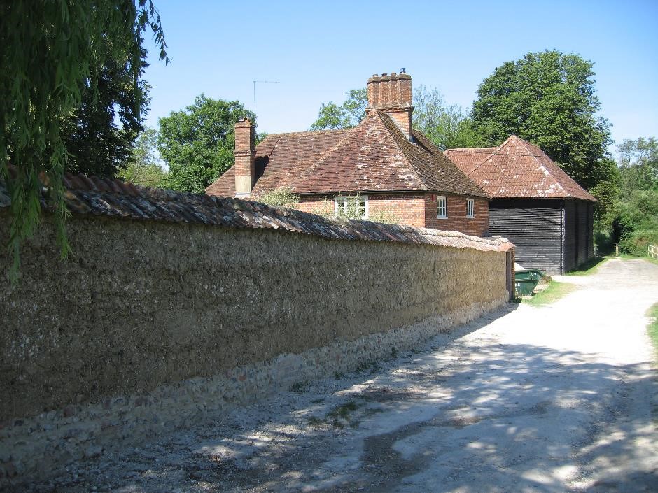 Exposed Cob Wall, Four Lifts